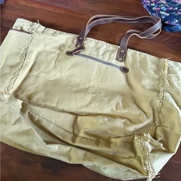 Myra Bag Tan and Brown Tote Bag 100% cotton 100% leather 26x30 - Picture 3 of 6